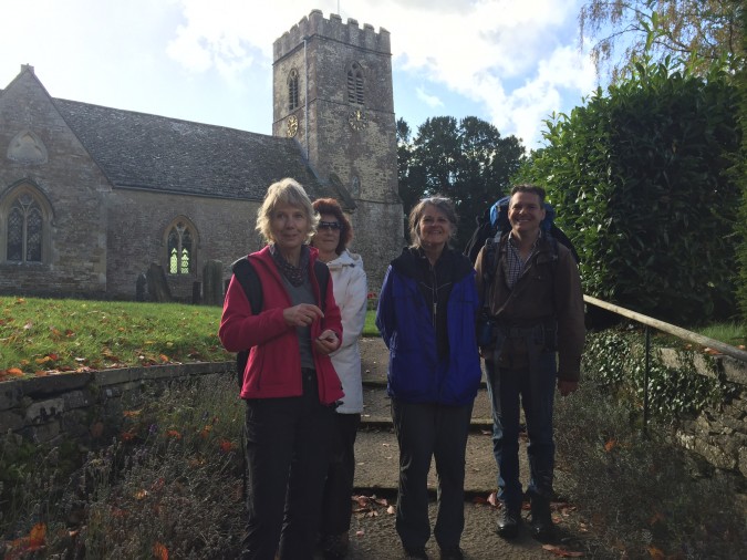 Foot Trails - Cotswolds Autumn Glow - Guests