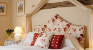 Cosy country inn bedrooms