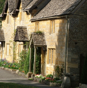 Explore The Cotswolds countryside