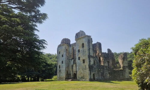 Wardour in summer 2025 Romantic ruined castle surrounded by trees and hedges